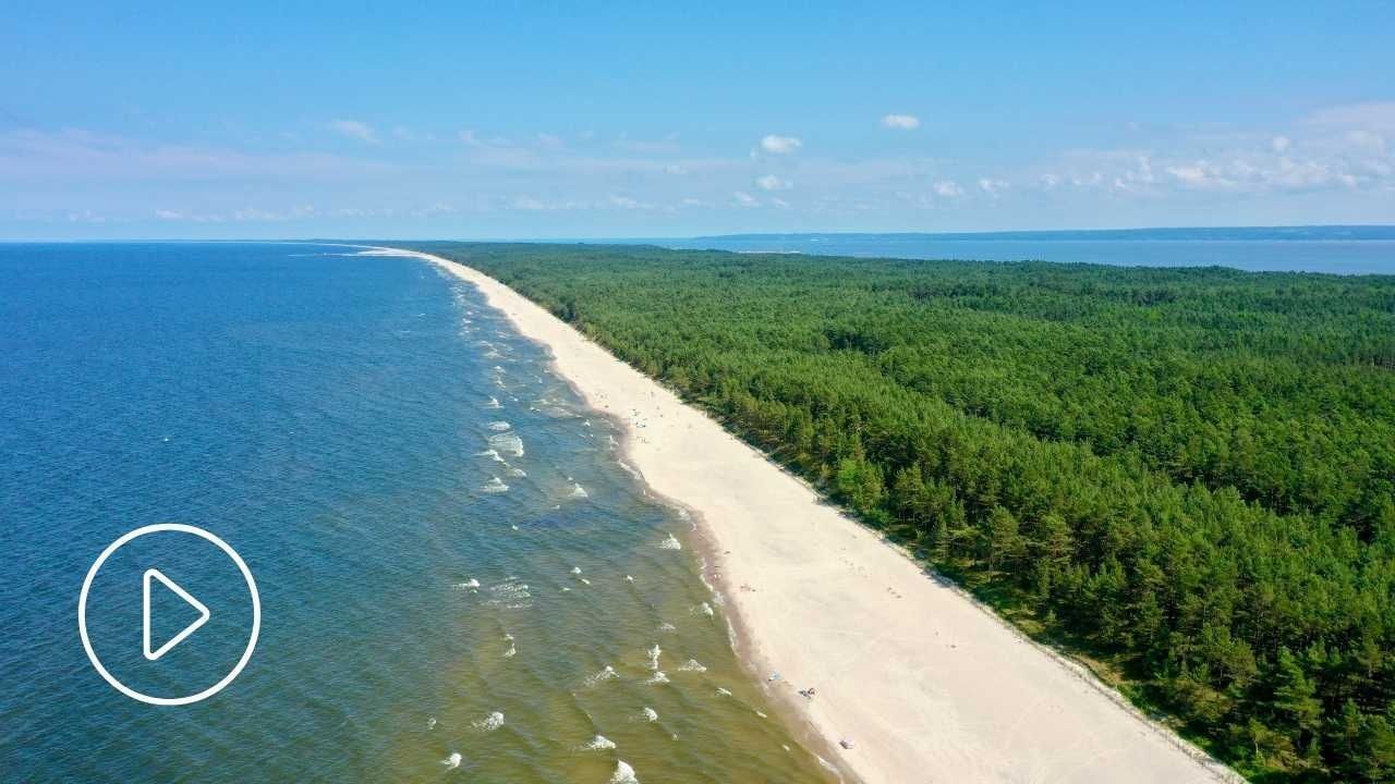 Czerwcowa plaża w Kątach Rybackich