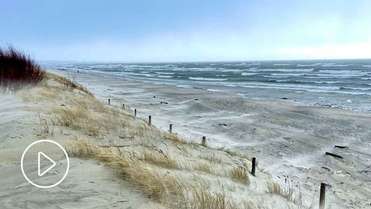 Burza piaskowa na plaży w Jantarze? Orkan Nadia